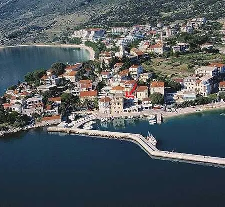 Center Town Apartment Lipa Mala Gradac  Exterior photo