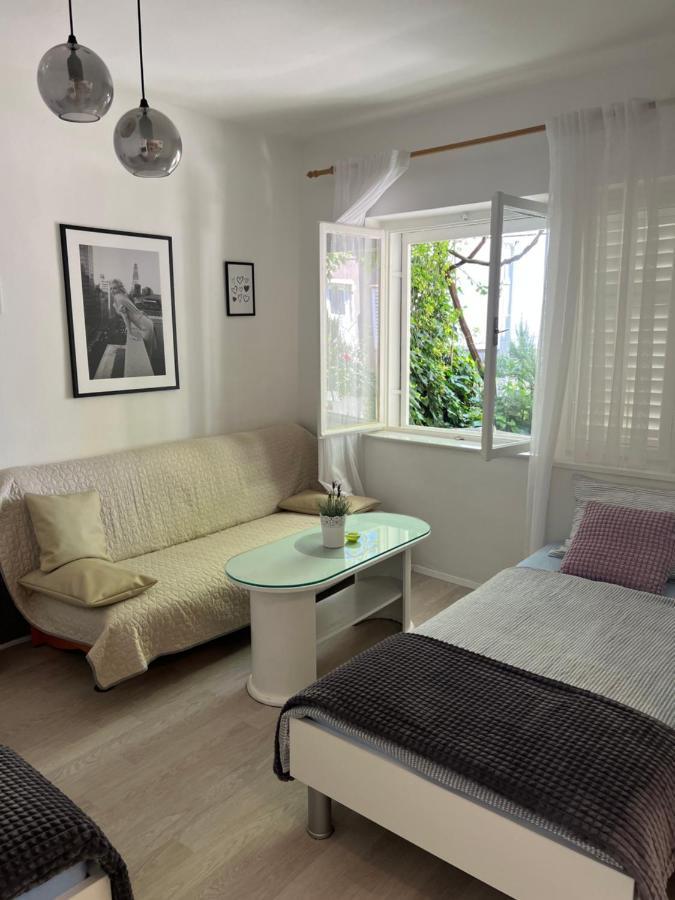 Apartment Center Town Lipa Mala