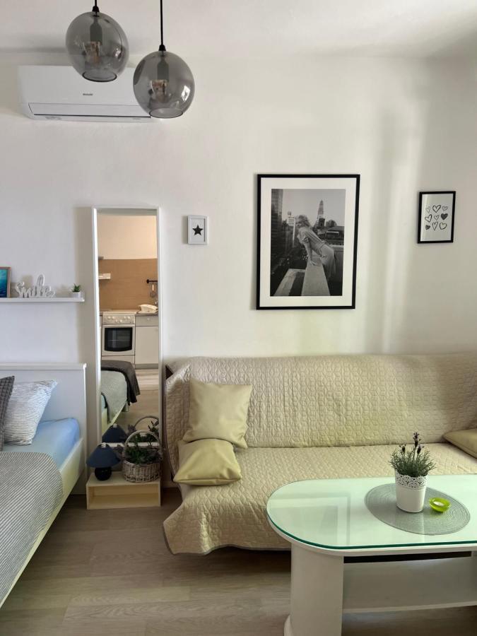 Center Town Lipa Mala * Gradac (Split-Dalmatia)